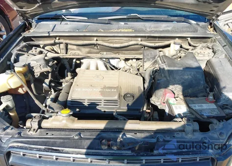 2002 Toyota Highlander V6 z USA, uszkodzony, nr VIN JTEGF21A620028853